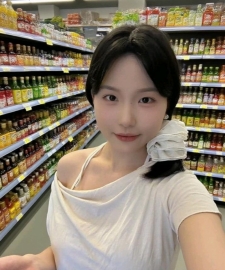 深圳旅行达人会跳舞的瑶瑶照片