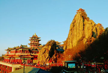 春赴牡丹约，夏卧云山顶，这篇洛阳四季漫游陪玩指南，把十三朝的风都揉进了行程里